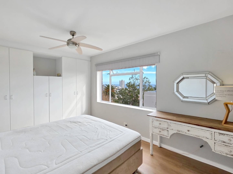 To Let 2 Bedroom Property for Rent in Sea Point Western Cape